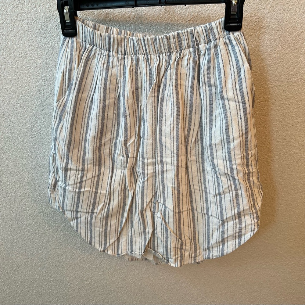 💗LUSH striped Mini Skirt